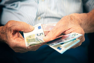 Pension Increase in Estonia in 2024: From 700 to 774 Euros