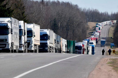 Перевозчики Эстонии в отчаянии просят остановить нелепое ночное закрытие КПП Койдула.