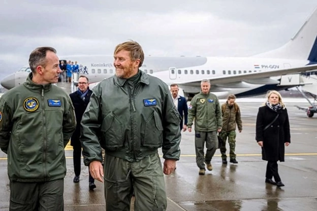 Король Виллем-Александр посетил голландских военных в Эстонии