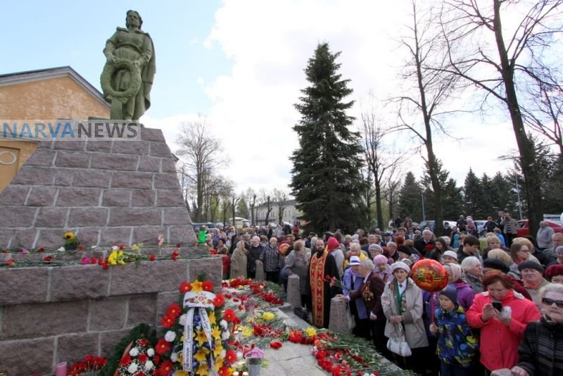 В России возбудили дело после раскопок братской могилы в Эстонии