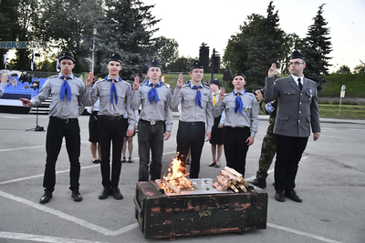 Флаг Эстонии поднят в Нарвском замке