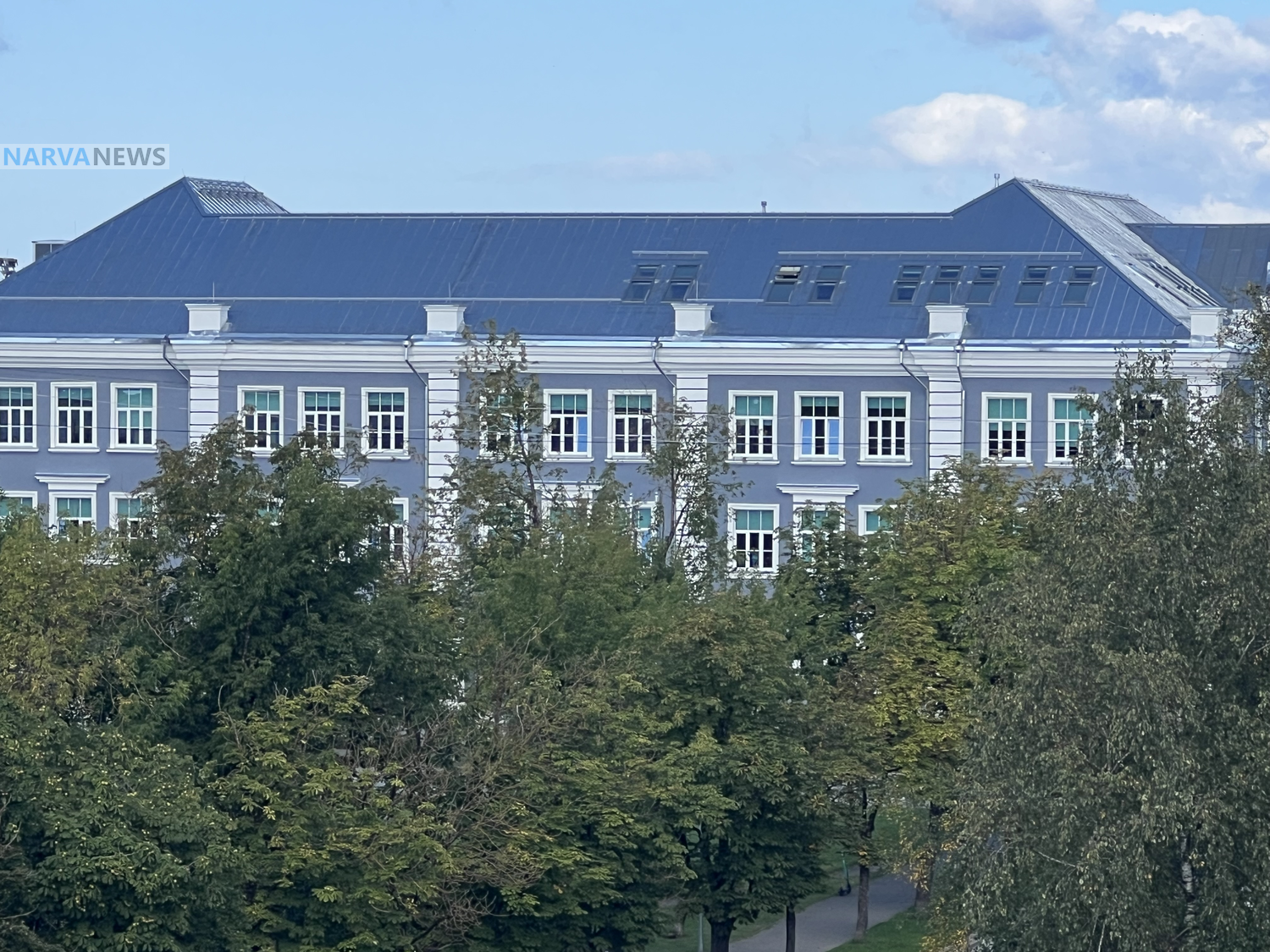 Паники нет: мэр Нарвы опровергла сообщения о нападениях на школы