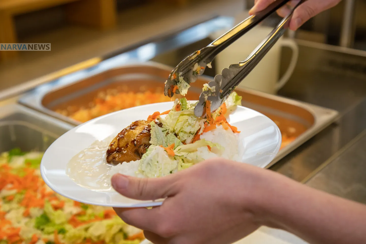 Ваш ребёнок это ест? Школьные столовые Эстонии открывают двери для скептиков