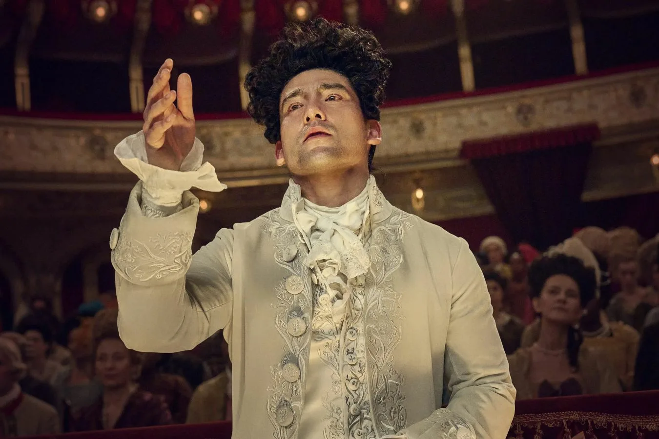 Японский Моцарт, чернокожий любовник и Пушкин в Вене — дерзкий сериал Sky «Амадеус»