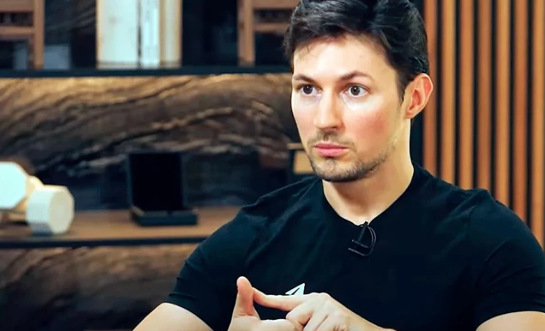 Павел Дуров обвинил Макрона в превращении ЕС в «цифровой гулаг»