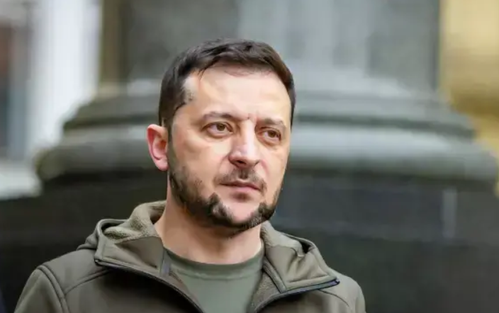 Зеленский: Запад дал добро на удары по России всем имеющимся арсеналом