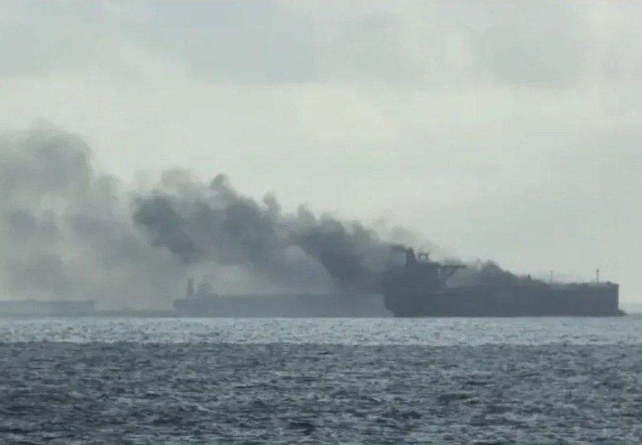 Дрон атаковал гигантский нефтяной танкер, шедший в Россию