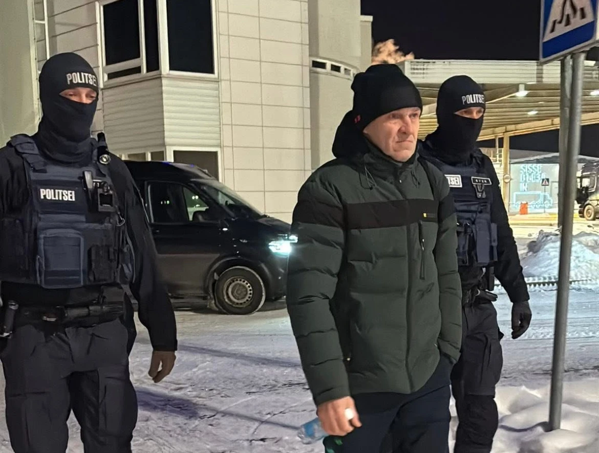 В Эстонии депортировали гражданина России: Гражданин РФ Андрей Журавлев был выдворен из Эстония по инициативе Полиция безопасности Эстонии