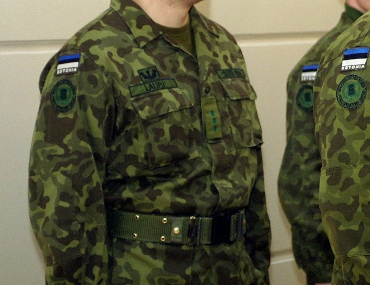 Выплаты срочникам в Эстонии выросли на 30%: сколько теперь будут получать призывники?