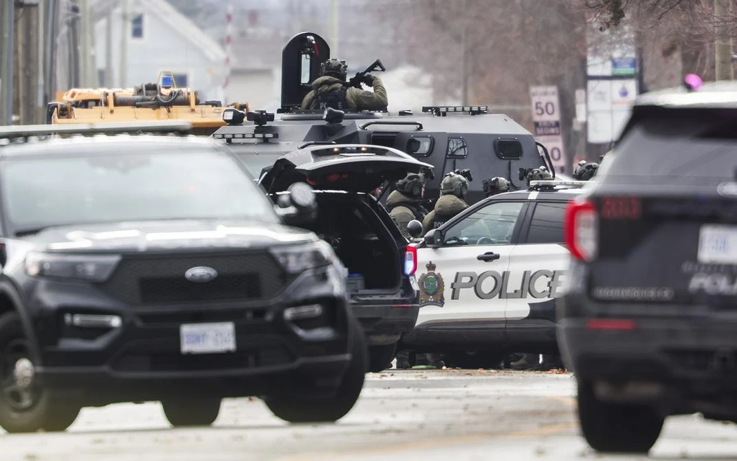 При стрельбе в канадской школе погибли десять человек: Иллюстративное фото — Narva News