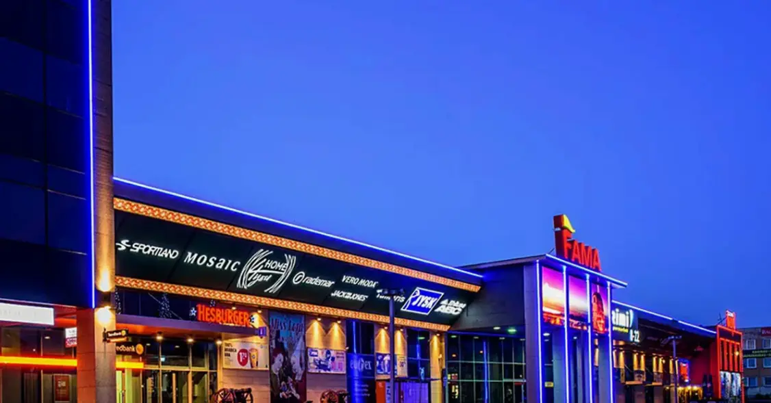 Кто и зачем выносит дорогие сыры и бритвы из супермаркетов Нарвы: 