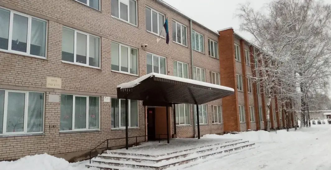 Школу закрывают, детей переводят: в Нарве объединяют Паюскую и 6-ю школу — что это значит для родителей уже с сентября: 