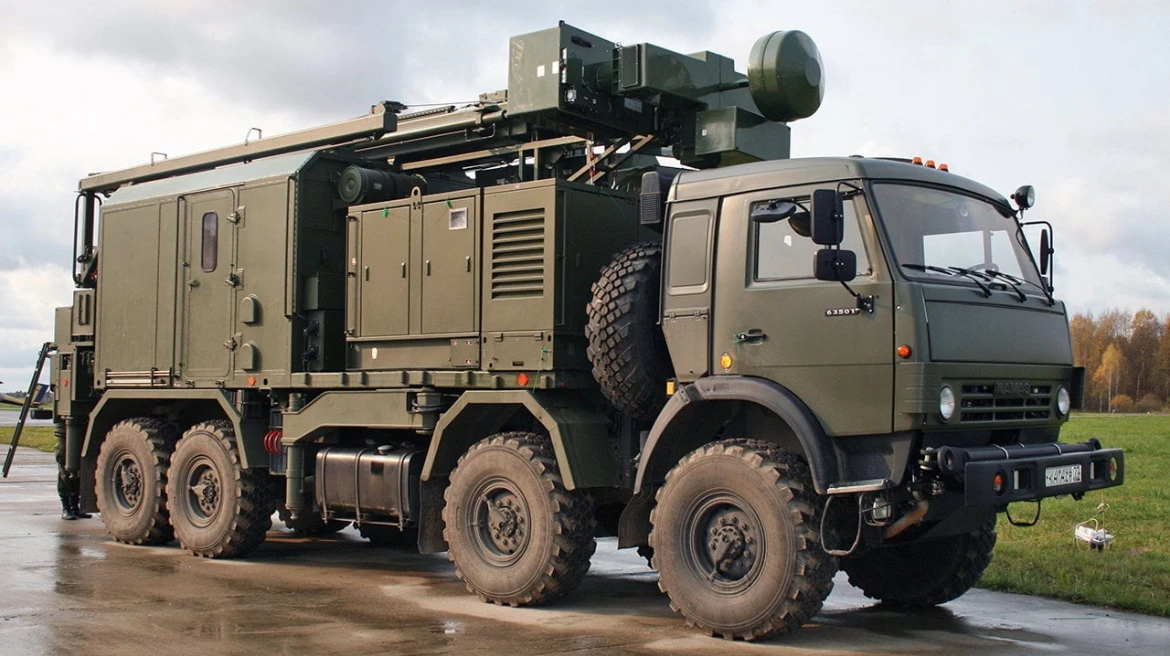 Дрон над Нарвой напугал Эстонских политиков: