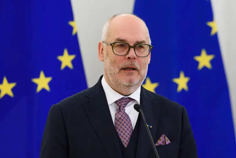 Президент Эстонии: ЕС допустил стратегическую ошибку, отказавшись от диалога с Россией