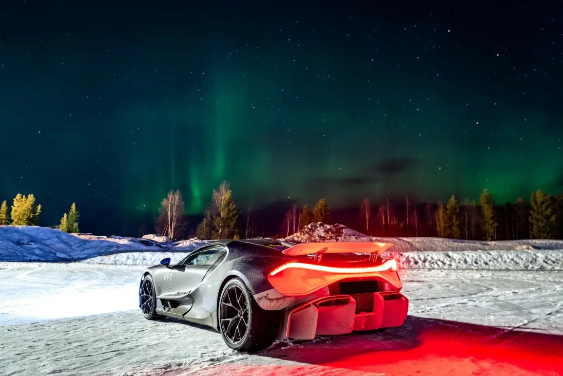 «Механический крик» при -30°C: Bugatti испытывает 1800-сильный Tourbillon на льду