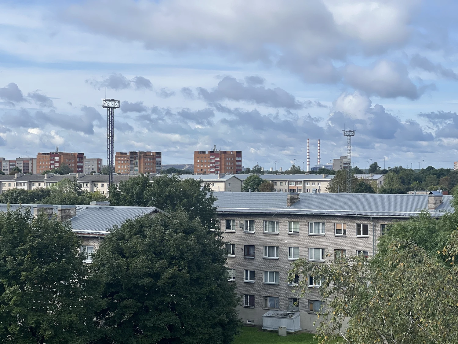 Таллин и Нарву разрешили отапливать сланцевым мазутом: ради тепла власти готовы пойти на уступки экологии