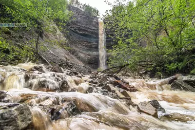 Исходя из чуда: Невероятное спасение у Водопада Валасте