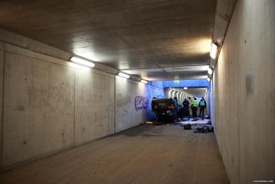 Туннельные Таинства: Как Высота Машины Стала Проблемой в Эстонии