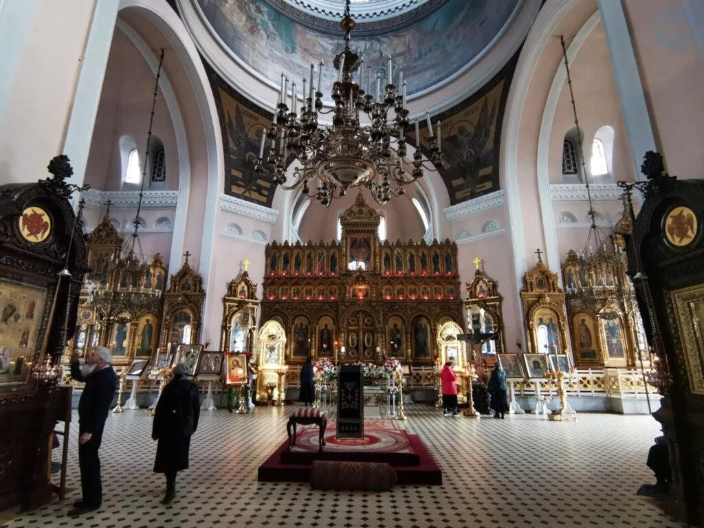 Подготовка к празднику Пасхи в Нарвском Воскресенском соборе: Расписание служений