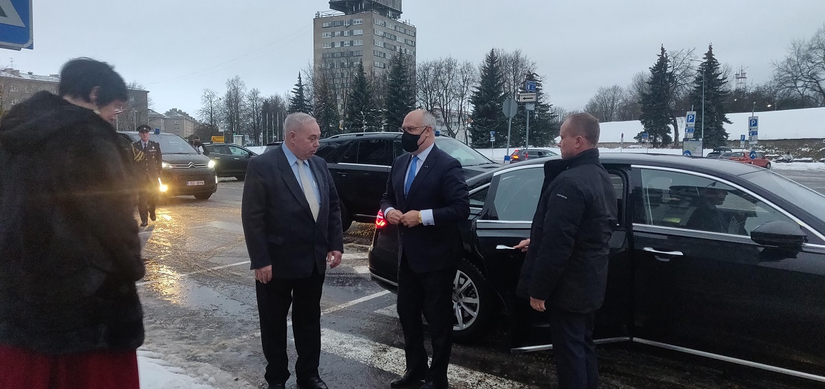 Президент Эстонии, Алар Карис, в Нарве: миграция, образование, энергетика и безопасность в фокусе визита