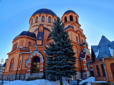 Свет Рождества от NarvaNews: Поздравляем всех православных христиан