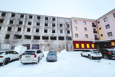 Снос и новое начало: планы по трансформации заброшенного корпуса гостиницы - Narva
