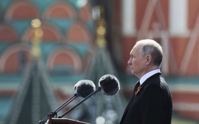 Delfi, Путин и Кремль: факты о финансировании интернет-институтов и патриотических игр