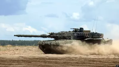 Германский танк - Леопард - на учениях в Литве